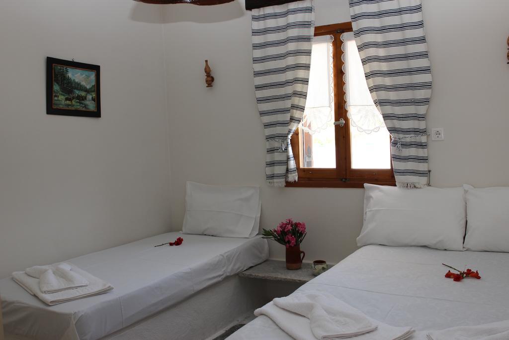Traditional House By The Beach Agia Theodoti Экстерьер фото