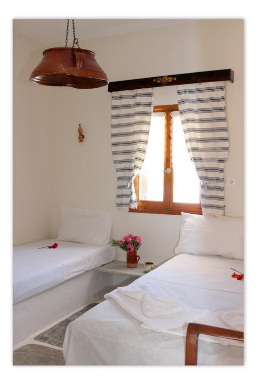 Traditional House By The Beach Agia Theodoti Экстерьер фото