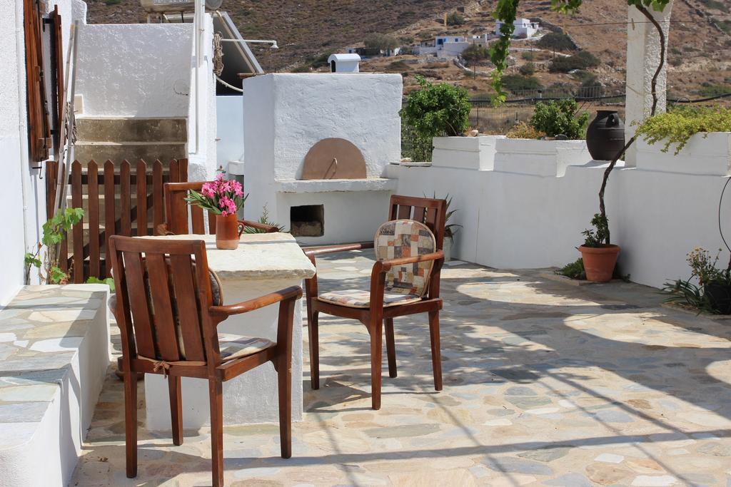 Traditional House By The Beach Agia Theodoti Экстерьер фото